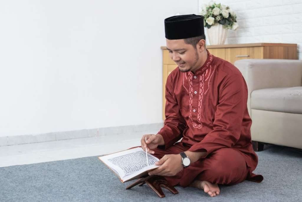 muhafiz learning quran to show how to teach online quran and earn money 